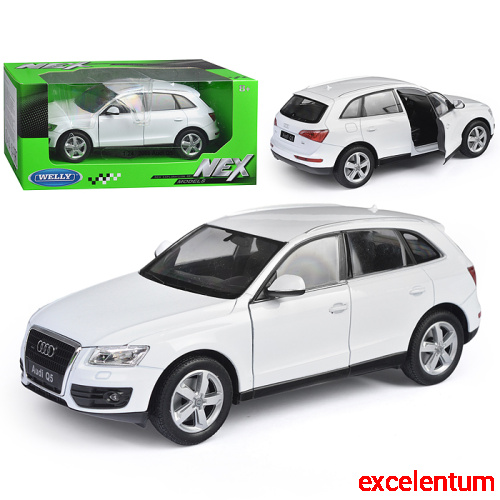 Машинка 1:24 Audi Q5, белый Машинка 1:24 Audi Q5, белый
